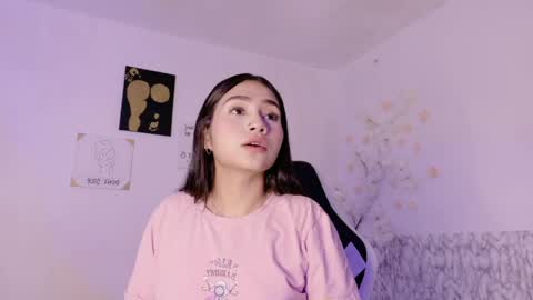 hanna_brownsxy online show from April 16, 2026, 4:02 am