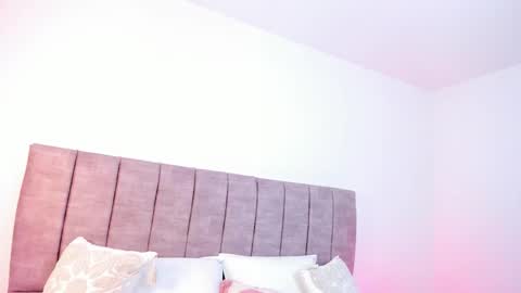 Snapshot of hanna_bunny15 chatting on October 16, 2025, 8:43 pm hanna_bunny15 online show from October 16, 2025, 8:43 pm