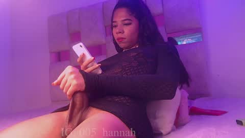 H A N A FOXX online show from April 15, 2026, 7:26 am