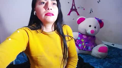 Snapshot of hanna_girl21 chatting on December 14, 2025, 11:15 am HANNA online show from December 14, 2025, 11:15 am