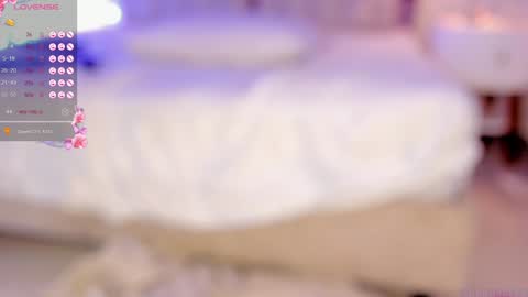 Snapshot of hanna_lee02 chatting on December 21, 2024, 4:25 pm Hanna Lee online show from December 21, 2024, 4:25 pm