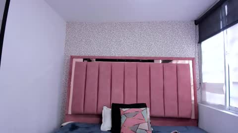 Snapshot of hanna_lee__ chatting on October 30, 2025, 7:47 pm H A N N A online show from October 30, 2025, 7:47 pm