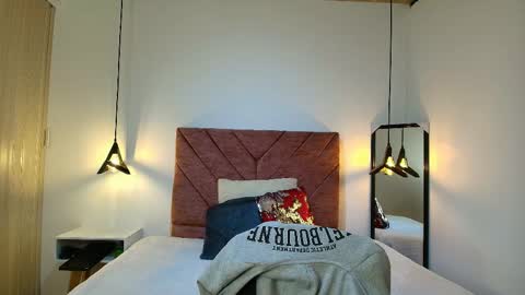 Snapshot of hanna_lee__ chatting on February 24, 2026, 8:07 pm H A N N A online show from February 24, 2026, 8:07 pm