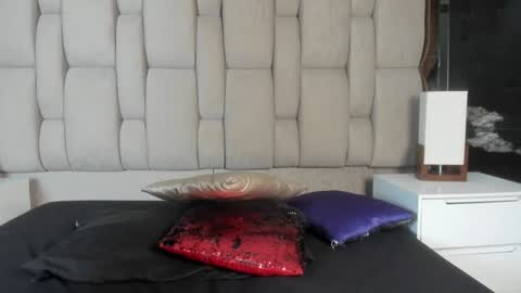 Hanna lens online show from January 26, 2025, 9:29 pm