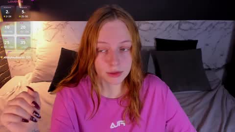 Snapshot of hanna_melon chatting on January 24, 2025, 8:22 pm Hanna next stream is Mo 8pm-6am by CET online show from January 24, 2025, 8:22 pm