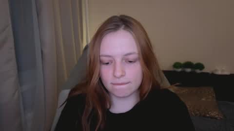 Snapshot of hanna_melon chatting on February 9, 2025, 7:52 pm Hanna next stream is Mo 8pm-6am by CET online show from February 9, 2025, 7:52 pm