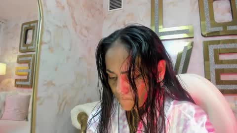 EVA online show from December 21, 2025, 12:51 am