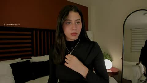 Hannah online show from April 23, 2026, 10:34 pm