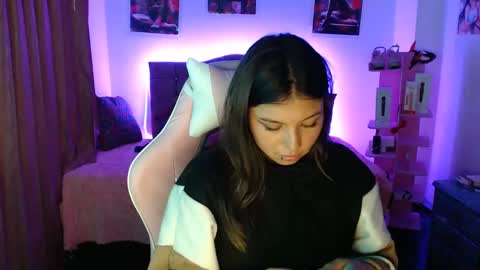 hannah_swet online show from February 11, 2025, 3:50 am