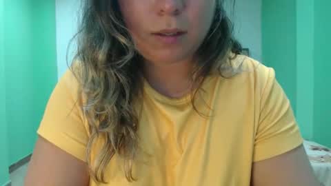Snapshot of hannahevans2 chatting on April 22, 2026, 2:36 am hannahevans2 online show from April 22, 2026, 2:36 am