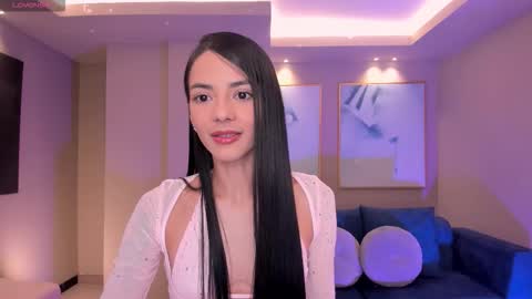 Snapshot of hannahjamesx chatting on February 17, 2026, 12:34 pm HANNAH J online show from February 17, 2026, 12:34 pm