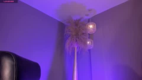 Snapshot of hannahjamesx chatting on February 23, 2026, 1:19 pm HANNAH J online show from February 23, 2026, 1:19 pm