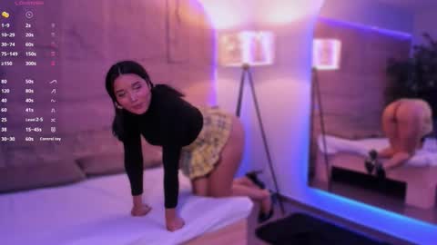 hannahmonttgomery  Help me reach 100 Hands up online show from March 5, 2026, 4:14 pm