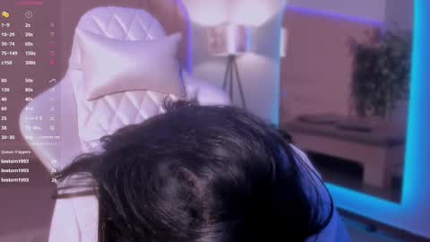 hannahmonttgomery  Help me reach 100 Hands up online show from March 17, 2026, 4:21 pm