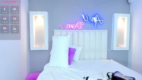 HannaPaola online show from February 23, 2025, 2:18 am