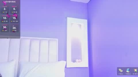 HannaPaola online show from October 7, 2025, 10:40 pm