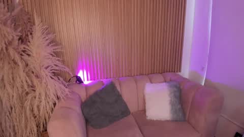 Hannie ws online show from January 20, 2025, 1:11 pm