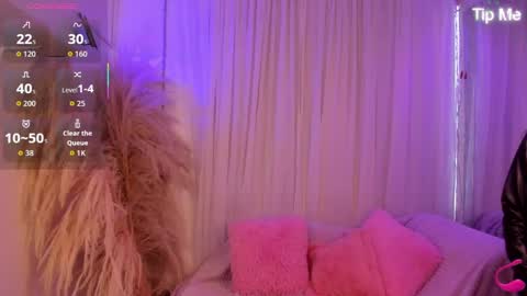 Hannie ws online show from September 14, 2025, 8:19 pm