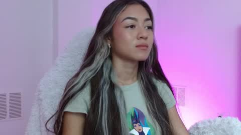 Snapshot of hantonella chatting on November 7, 2025, 2:17 pm Anto online show from November 7, 2025, 2:17 pm