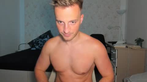 hanzlagerfelt online show from November 24, 2025, 3:12 pm