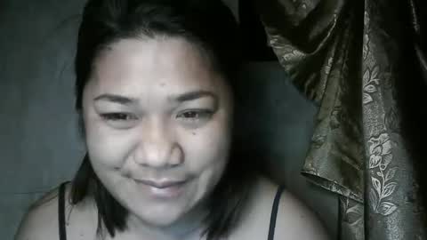 Snapshot of happy00725310 chatting on February 3, 2025, 8:13 pm happy00725310 online show from February 3, 2025, 8:13 pm