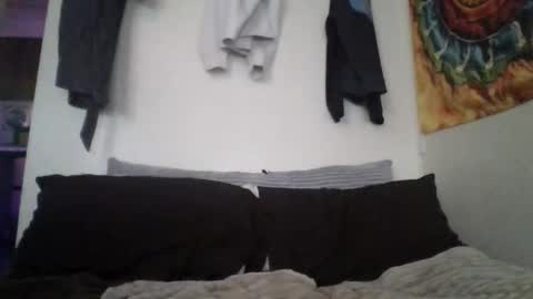 happy guy online show from November 2, 2025, 10:56 pm