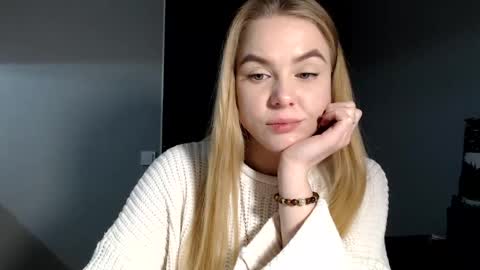 Snapshot of happy_fox_ chatting on January 18, 2025, 9:55 pm happy_fox_ online show from January 18, 2025, 9:55 pm