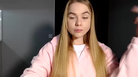 Snapshot of happy_fox_ chatting on February 11, 2025, 2:57 pm happy_fox_ online show from February 11, 2025, 2:57 pm