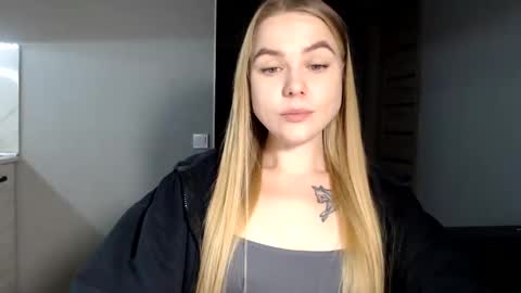 Snapshot of happy_fox_ chatting on February 17, 2025, 7:21 pm happy_fox_ online show from February 17, 2025, 7:21 pm