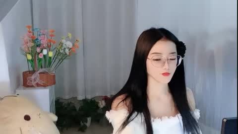 Daisy online show from April 10, 2026, 1:38 pm