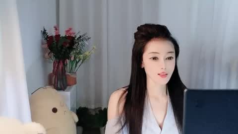Daisy online show from May 5, 2026, 10:29 pm