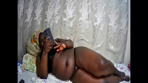 happysonia online show from September 12, 2025, 2:55 am