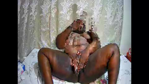 happysonia online show from September 17, 2025, 6:53 pm