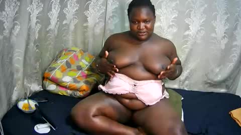 happysonia online show from February 4, 2026, 9:53 pm