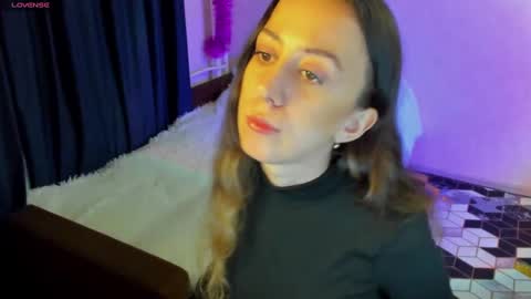 Stephanie online show from December 19, 2024, 7:51 pm