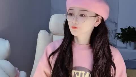 Snapshot of happysweetie168 chatting on December 14, 2024, 3:36 pm Daisy online show from December 14, 2024, 3:36 pm