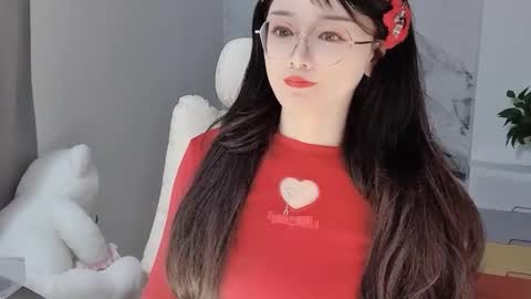 Snapshot of happysweetie168 chatting on February 13, 2025, 3:18 am Daisy online show from February 13, 2025, 3:18 am