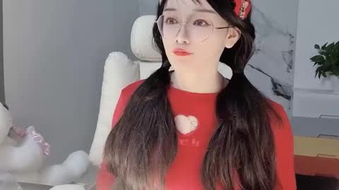 Snapshot of happysweetie168 chatting on February 14, 2025, 5:14 pm Daisy online show from February 14, 2025, 5:14 pm