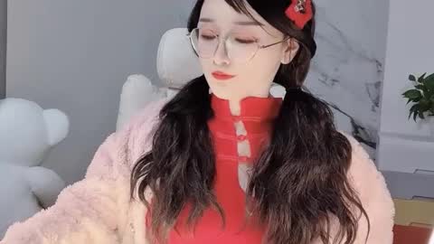 Snapshot of happysweetie168 chatting on February 15, 2025, 4:45 pm Daisy online show from February 15, 2025, 4:45 pm