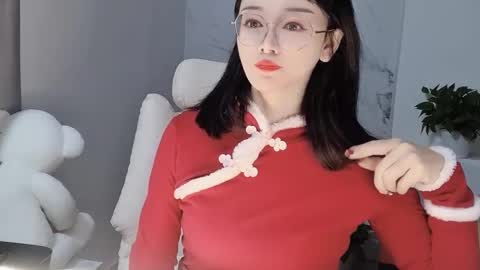 Snapshot of happysweetie168 chatting on February 22, 2025, 4:51 am Daisy online show from February 22, 2025, 4:51 am