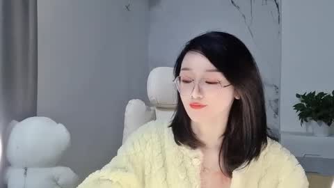 Snapshot of happysweetie168 chatting on March 8, 2025, 6:26 pm Daisy online show from March 8, 2025, 6:26 pm