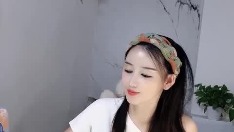 Snapshot of happysweetie168 chatting on September 11, 2025, 2:50 pm Daisy online show from September 11, 2025, 2:50 pm