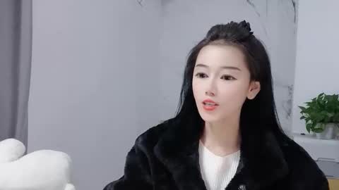 Snapshot of happysweetie168 chatting on January 10, 2026, 12:01 am Daisy online show from January 10, 2026, 12:01 am