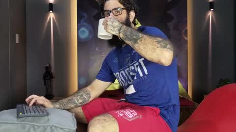 haraldsmed0 online show from May 19, 2026, 1:39 pm