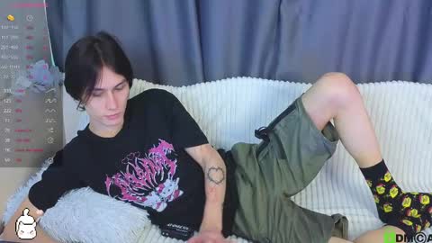 Mark online show from March 22, 2026, 2:42 pm