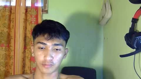 Snapshot of hardcockalex19 chatting on October 25, 2025, 5:59 am Alex and luna online show from October 25, 2025, 5:59 am