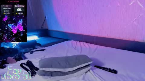 Snapshot of hardcore_hentai chatting on November 11, 2025, 10:10 pm Mia online show from November 11, 2025, 10:10 pm