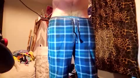 Snapshot of hardfastandrough chatting on February 25, 2026, 4:44 am Funsize online show from February 25, 2026, 4:44 am