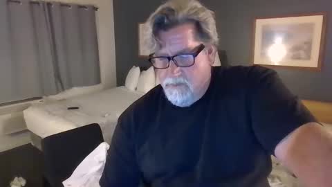 Snapshot of hardfreak4you chatting on September 28, 2025, 1:05 pm hardfreak4you online show from September 28, 2025, 1:05 pm