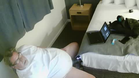 Snapshot of hardfreak4you chatting on September 30, 2025, 6:29 am hardfreak4you online show from September 30, 2025, 6:29 am